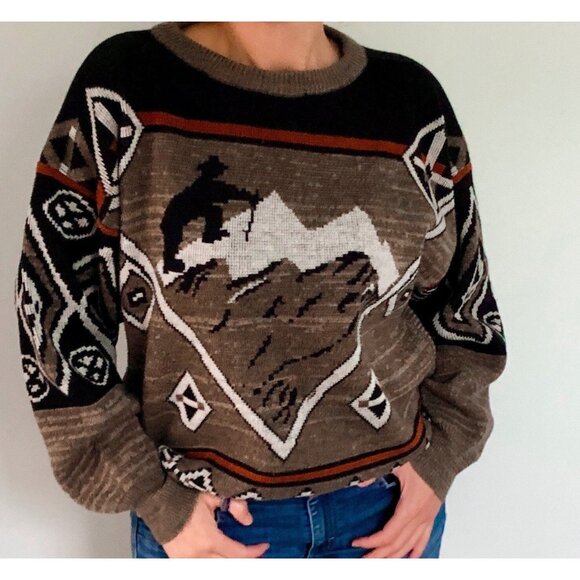 1980s Mens Sweater, Size Large, Alpine Hiking Print, Made in Bulgaria - Picture 7 of 7